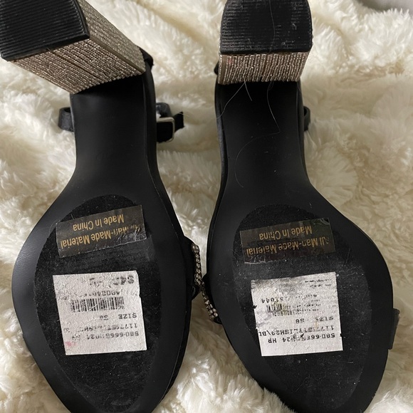 CAMILLE LA VIE black strap rhinestone high heels! - Picture 4 of 4